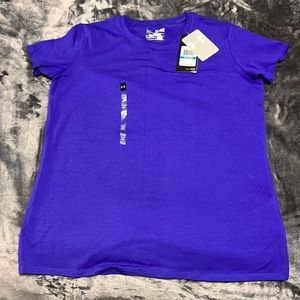 Under Armour Heat Gear Youth XL loose fit purple t-shirt